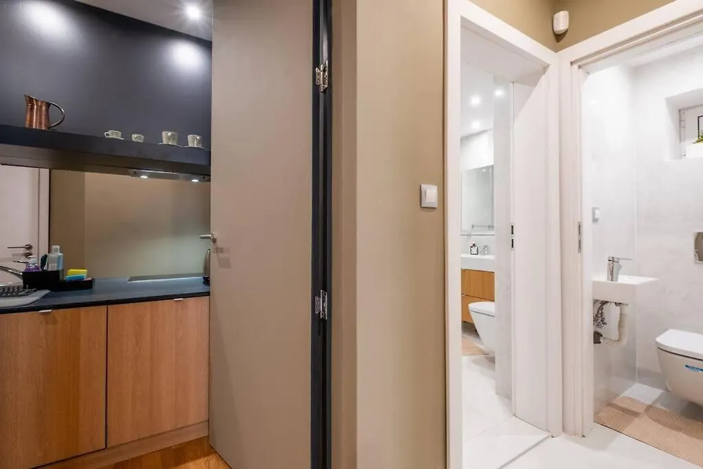 Stunning Luxury 3 Bedroom Apt In The Heart Of Town Sofia