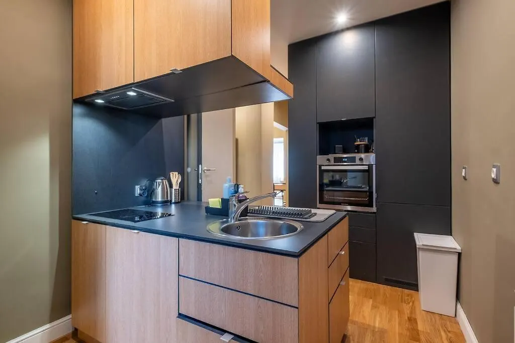 Stunning Luxury 3 Bedroom Apt In The Heart Of Town Sofia 0*,