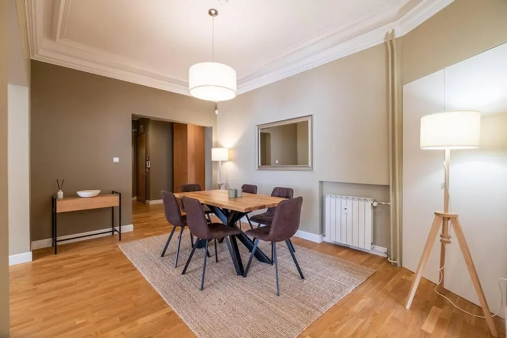 Apartment Stunning Luxury 3 Bedroom Apt In The Heart Of Town Sofia Bulgaria